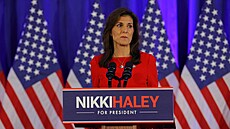 Nikki Haleyová ve stedu oznámila odstoupení z republikánských primárek (6....
