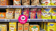 Regál supermarketu Tesco ve francouzském Nice (1. bezna 2024)