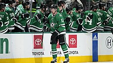Radek Faksa slaví gól do sít San Jose.