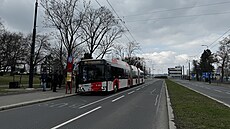 Trolejbusy koda-Solaris 24m nahradily autobusy SOR NB18.