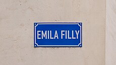 Po rodákovi, malíi Emilu Fillovi, v Chropyni pojmenovali ulici. (bezen 2024)
