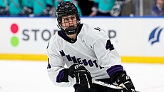 Denisa K�í�ová v dresu Minnesoty.