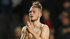 �estnáctiletý Harvey Elliott po debutu za Liverpool