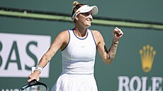 Markéta Vondrou�ová se raduje b�hem turnaje v Indian Wells.