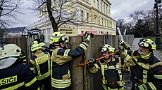Protipovod�ové cvi�ení m�stské �ásti Praha 1 a jejích hasi�� a následná...