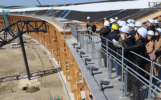 Stavba stechy výstavit Osaka Expo 2025 v okrsku Konohana ve mst Osaka má...