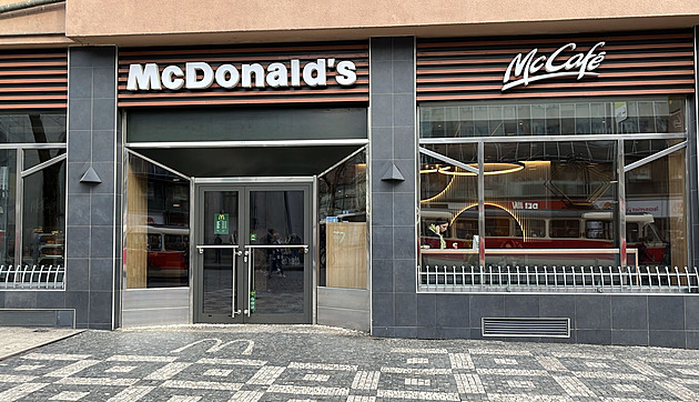 Výpadek počítačových systémů. Český McDonald’s měl ráno zavřené provozovny