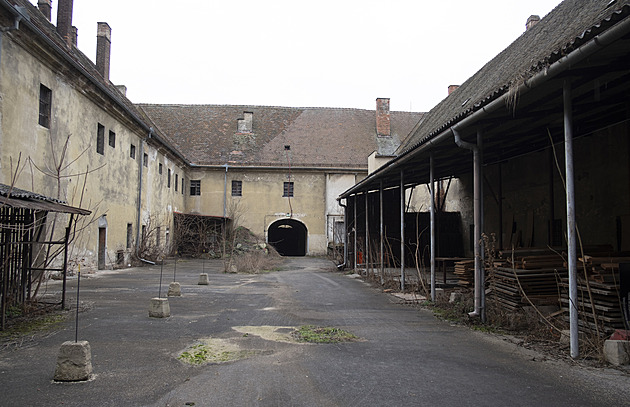 Sou�asný pohled na káznici na brn�nském Cejlu, kde byl v �ervnu 1941 popraven...