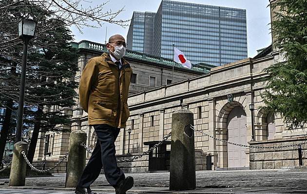 Japonsko už nemá záporné úroky. Centrální banka po 17 letech zvýšila sazbu