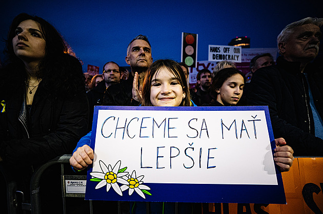 S Ficem není budoucnost. Na Slovensku sílí odliv elit, desetitisíce mizí do Prahy