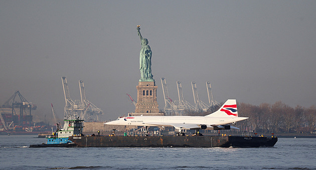 Velký návrat v New Yorku. Jeho vodami proplul legendární Concorde