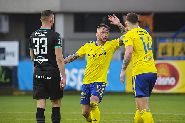 Zlín - Bohemians 2:2, hosté vedli o dva góly, přesto na výhru nadále čekají