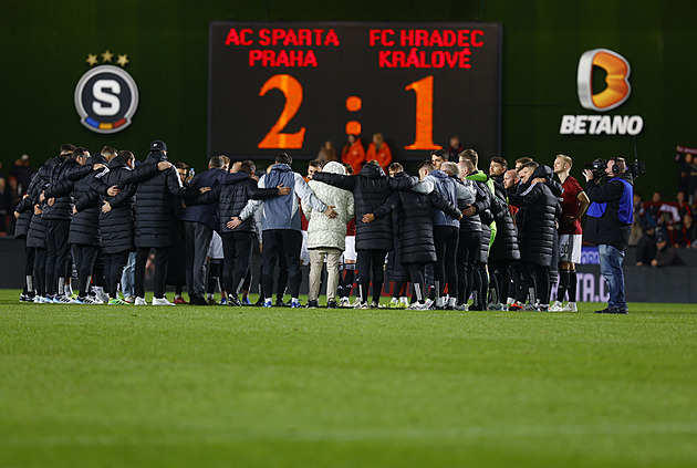 Sparta se zmátořila a udržela Slavii za sebou, Plzeň potvrdila skvělou formu