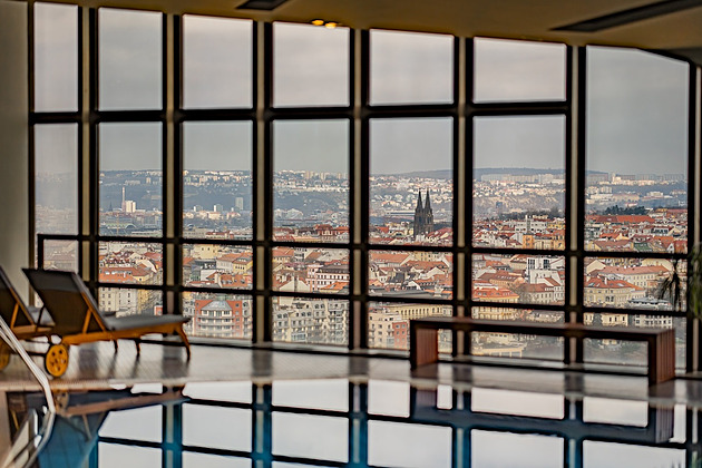 Síť Czech Inn Hotels přebírá hotel Corinthia. Přejmenuje ho zpět na Forum
