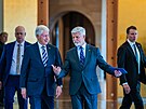 Bill Clinton s prezidentem Petrem Pavlem na konferenci Nae bezpenost nen...