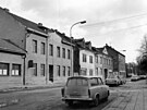 Domy v Ndran ulici krtce ped zbournm. Snmek zachycuje stav v roce 1981.