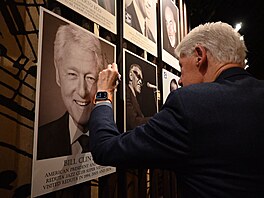 Bývalý americký prezident Bill Clinton opt navtívil jazzový klub Reduta. V...