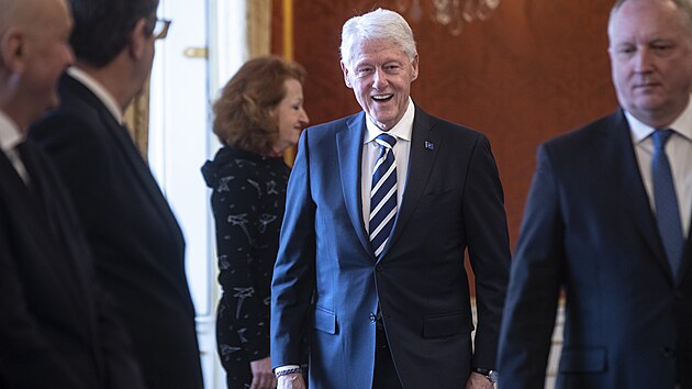 Americk exprezident Bill Clinton obdrel d Tome Garrigue Masaryka 1. tdy od prezidenta Petra Pavla, za za vynikajc zsluhy o rozvoj demokracie. (12. bezna 2024)