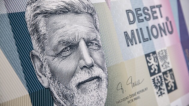 Pedstaven charitativnho pamtnho listu vydanho v podob bankovky k vro jednoho roku od inaugurace prezidenta Petra Pavla. (13. bezna 2024)