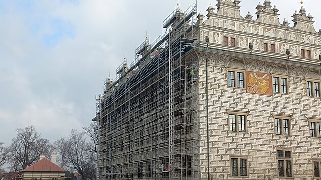 Sgrafita, tedy psanka, kter zdob litomylsk zmek, se ani v jednom ppad neshoduj, kad je originl.