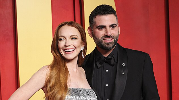 Lindsay Lohanov� a Bader Shammas na Vanity Fair Oscar party (Los Angeles, 10. b�ezna 2024)