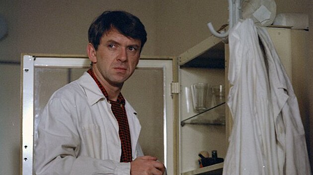 Jaromír Hanzlík v seriálu Sanitka (1984)