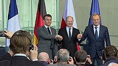 Vytvo�íme novou koalici pro pomoc Ukrajin�, shodli se Scholz, Macron a Tusk