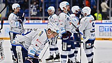 Zklamaní hokejisté Komety po druhém tvrtfinálovém zápase s Litvínovem.