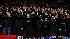 Sparantí fanouci na stadionu Anfield v Liverpoolu.