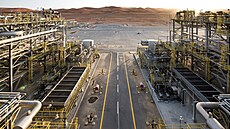 Rafinerie ve m�st� Churajs pat�ící ropnému gigantu Saudi Aramco