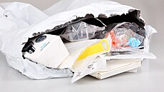 Mobilní p�íslu�enství z �ínského Temu