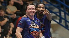 Dín, 15.3. 2024, Combattball 3 v Dín.  Vlevo Vladimír micer, vpravo AJ...
