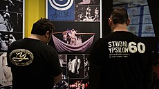 Záb�r ze zahájení velké výstavy k �edesátinám Studia Ypsilon (18. b�ezna 2024).