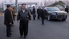 Severokorejský vdce Kim ong-un se poprvé projel limuzínou od Vladimira...