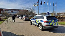 Policie nyní zasahuje na hradecké univerzit�. (11. b�ezna 2024)