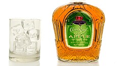 Americká whisky Crown Royalty s píchutí jablka (18. bezna 2024)