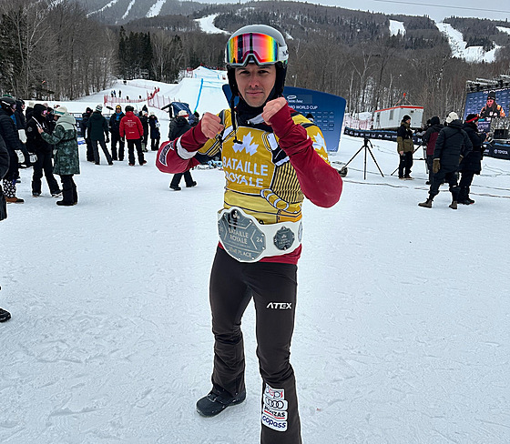 Snowboardcrossa Radek Houser  v kanadském Mont-Sainte-Anne.