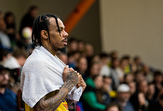 Basketbalová liga NBL, Sluneta Ústí nad Labem - Pardubice. Domácí Ty Nichols.