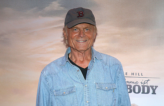 Sláva díky zlomenině. Terence Hill dosáhl na nejslavnější role náhodou - iDNES.cz