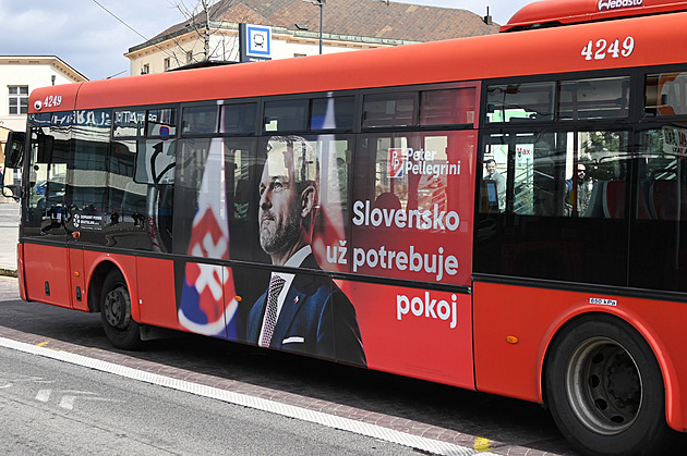 Terorista v ulicích, utajené peníze na kampaň a málo turistů. I tím teď žije Slovensko