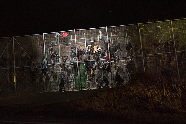 POLITICKÝ DIÁŘ: Rakušan, migrace, velký úspěch a „velký špatný“