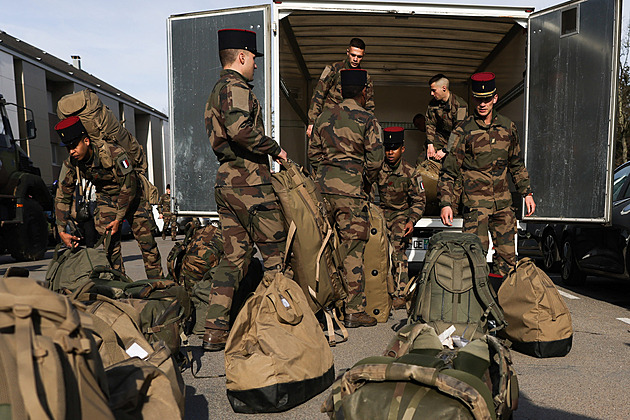 Stín války roste. Francouzský pluk se již měsíce připravuje na zásah na Ukrajině
