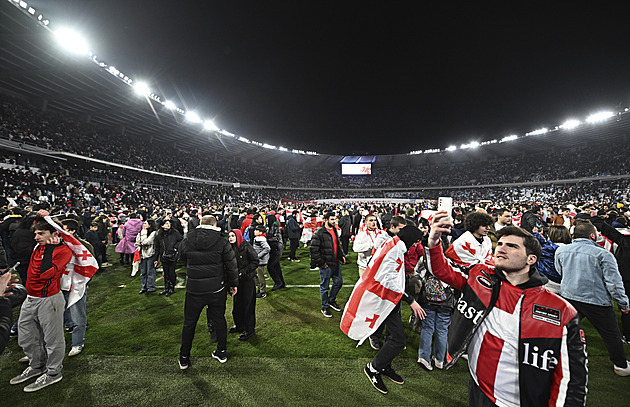 Posledním českým soupeřem na Euru bude Gruzie. Na penalty zdolala Řecko