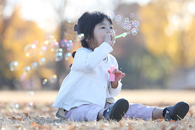 Nejsou děti. Japonská firma končí s výrobou dětských plen, prioritou budou senioři