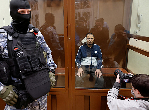 Útočníci měli vazby na Ukrajinu, dala jim peníze, tvrdí ruští vyšetřovatelé. Zjistili to díky „práci s teroristy“