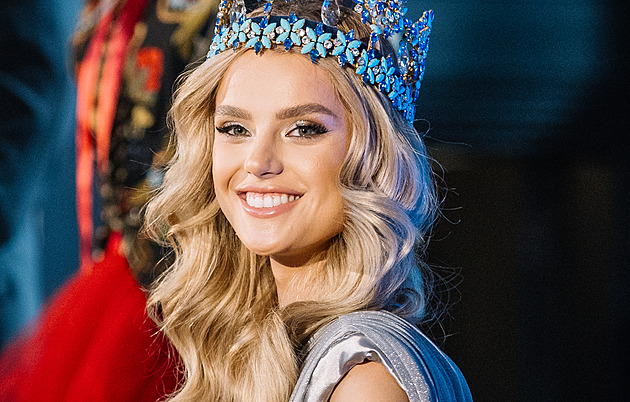 Mateřství si užívám, přítel je tolerantní a chápavý, hlásí Miss World Pyszková