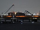 Zábry na zícený typroudý silniní most v Baltimoru na východním pobeí...