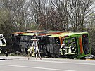 Na dálnici u Lipska havaroval dálkový autobus, zemelo nejmén pt lidí. (27....