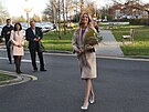 Miss World Krystyna Pyszkov pichz na magistrt v rodnm Tinci. (28. bezna...