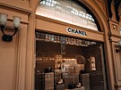 Vchod do butiku Chanel (19. ervna 2023)